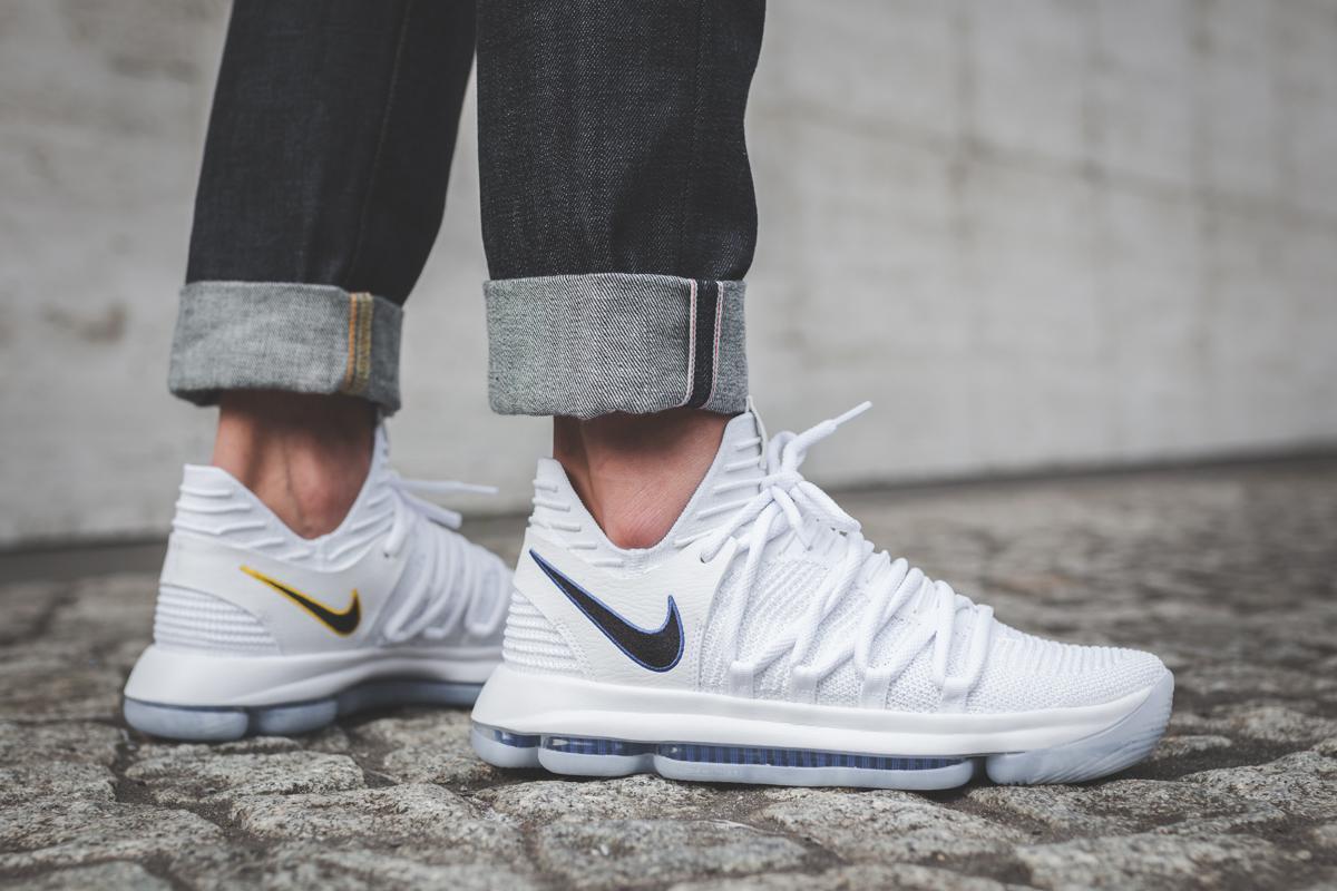 Kd 10 hotsell white and gold